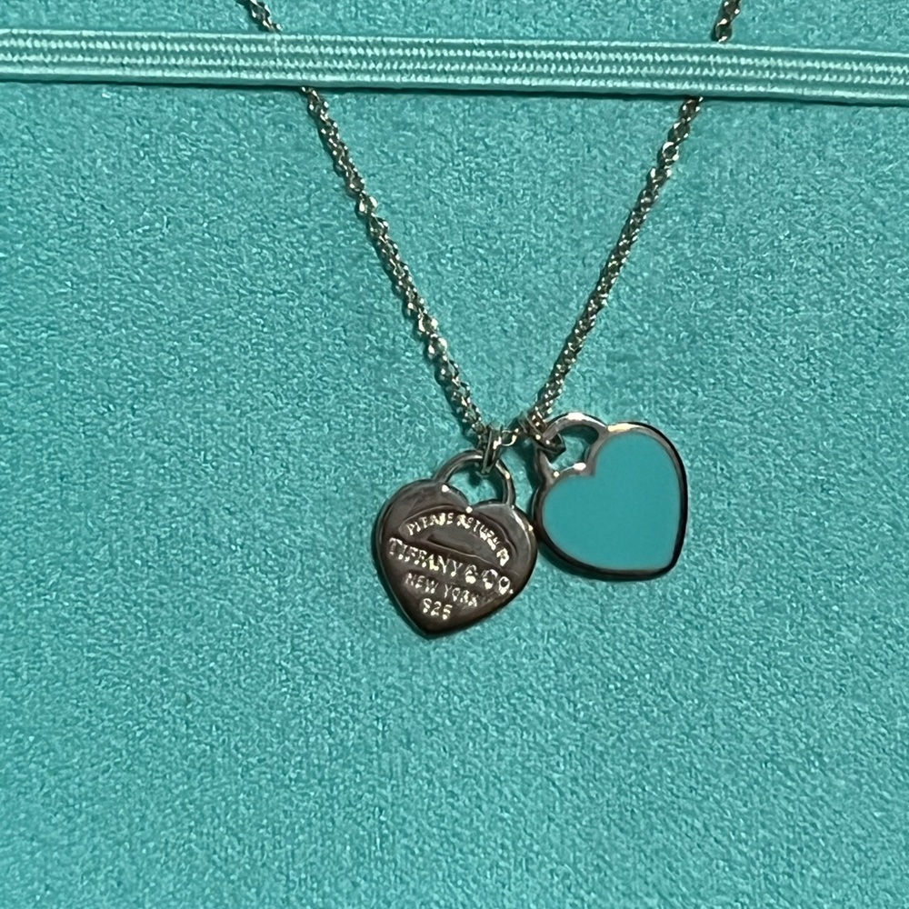 Tiffany’s Blue double heart tag pendant